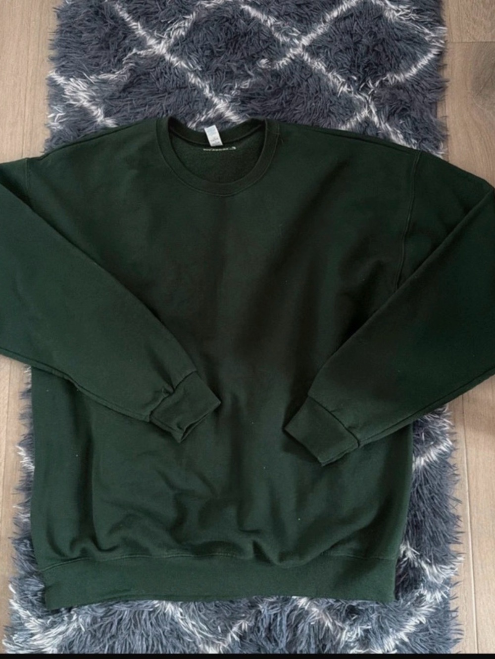 Classic Crewneck Men’s Sweater - Dark Green